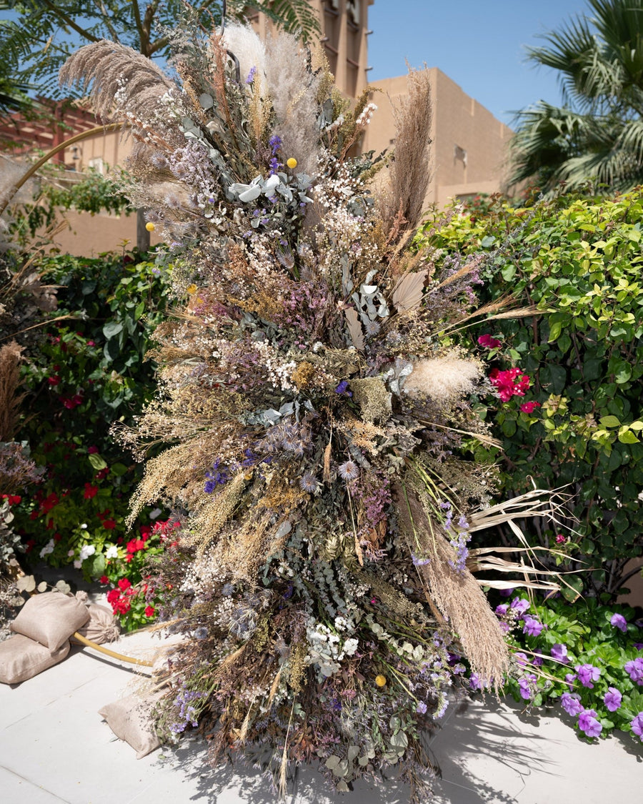 Dried Flowers wedding arch - DJ flowers