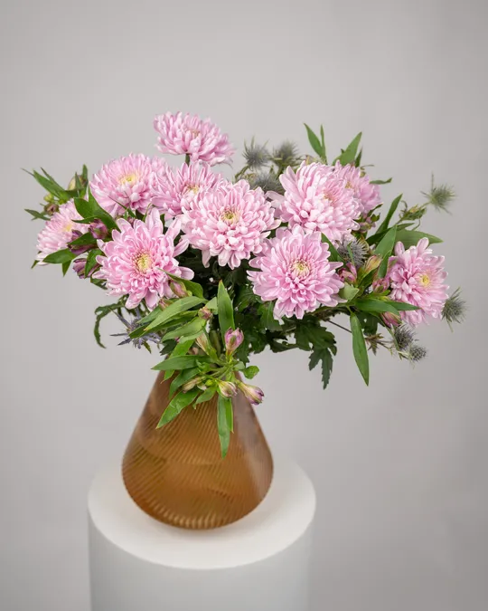 Vase arrangement Floral Harmony