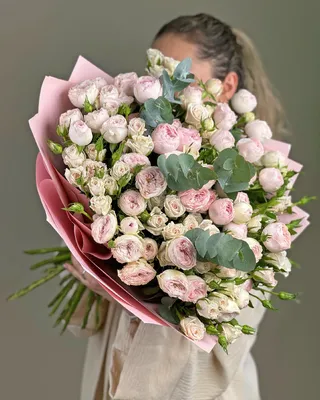 Rose bouquet with peony roses My Pudding delivery in Dubai