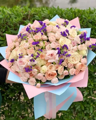 Mixed roses bouquet Pink Souffle delivery in Dubai