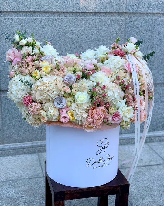 Композиция в коробке Sunshine Smiles