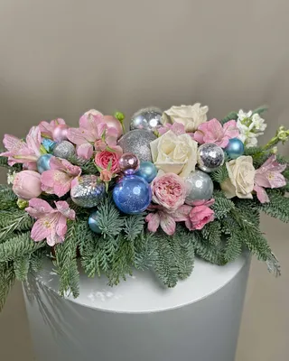 Christmas table centerpiece Winter’s Embrace delivery in Dubai