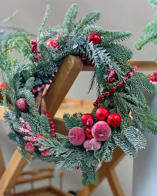 Wreath Holiday Halo delivery in Dubai