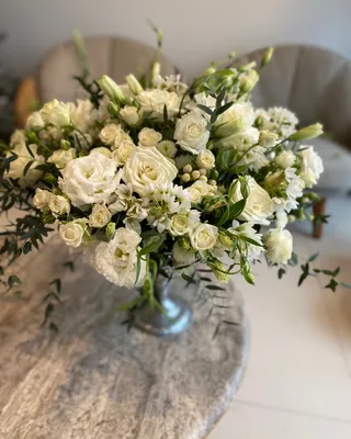 Vase arrangement Ethereal Bliss