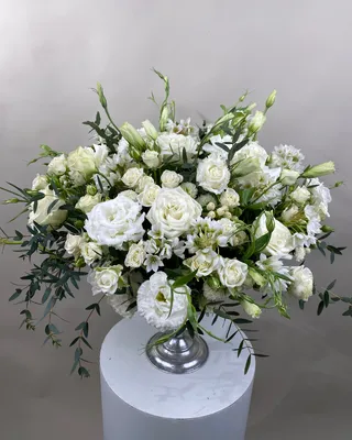 Vase arrangement Ethereal Bliss