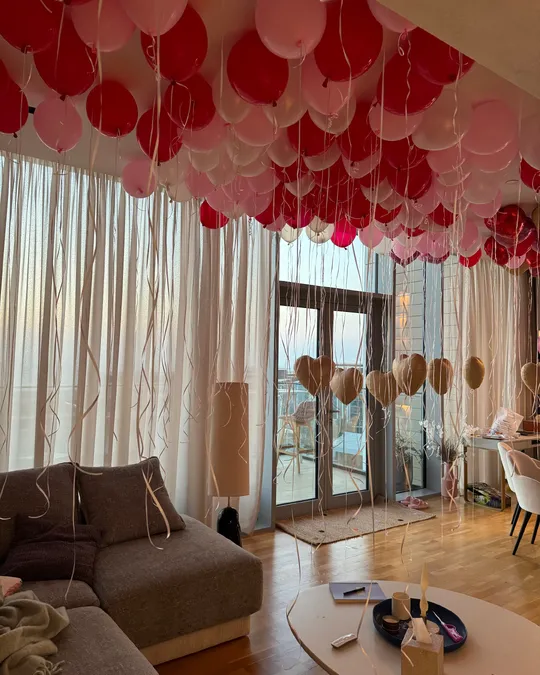 Event Magic: Balloons and More: helium balloon decoration