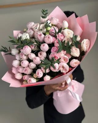 باقة ورود مانسفيلد الفاوانيا مونوبوكيه من مانسفيلد الورود الطازجة