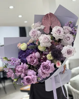 Mixed flower bouquet with anthuriums Petaluxe
