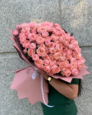 Monobouquet of spray roses Julietta Glowbloom