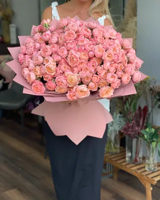 Monobouquet of spray roses Julietta Glowbloom