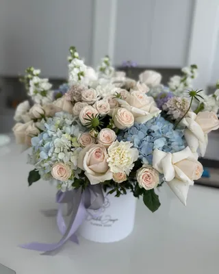 Flower box arrangement Chicory