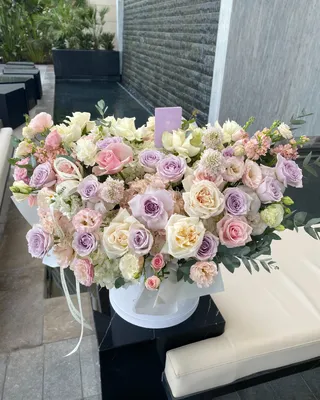Flower box arrangement Sunshinebloom delivery in Dubai
