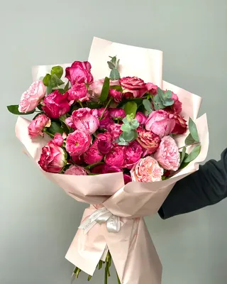 Rose bouquet Shades of pink delivery in Dubai