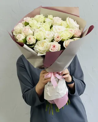 Смешанный букет роз Чистый уход