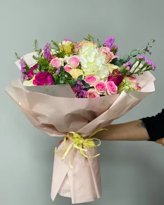 Signature bouquet Deepest Love delivery in Dubai