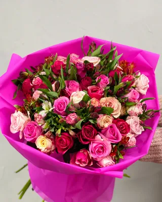 Signature bouquet Bright and happy delivery in Dubai