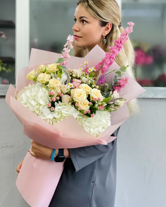 Signature bouquet Sweet and sour