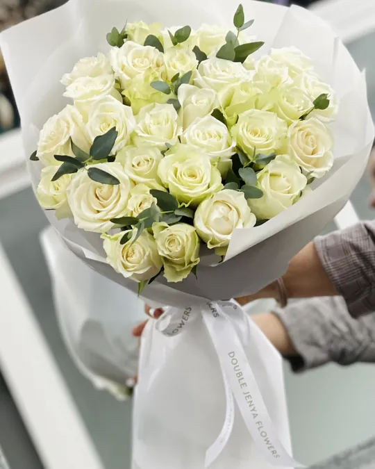 Classic white rose bouquet