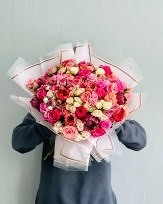 Rose bouquet Sweet mix delivery in Dubai