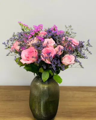 Make it purple in a vase delivery in Dubai