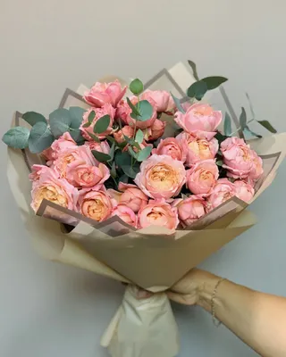 Birthday flowers Lady Julietta delivery in Dubai