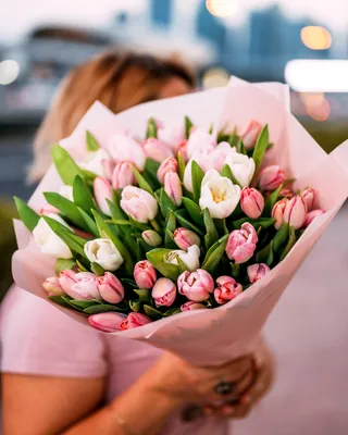 Monobouquets Smells like Spring delivery in Dubai