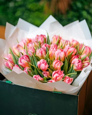 Monobouquets Peony style tulips