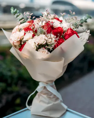 Occasional flowers Emotions delivery in Dubai