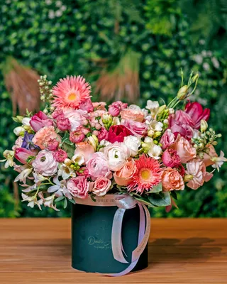 Box arrangement Loving moment delivery in Dubai