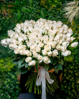 Rose bouquet Pure delivery in Dubai