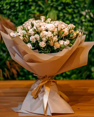 Spray roses Salinero’s beauty delivery in Dubai