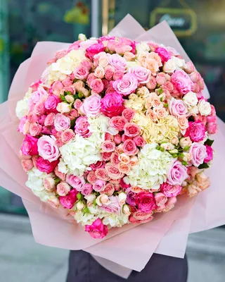 Signature bouquet My brightness delivery in Dubai
