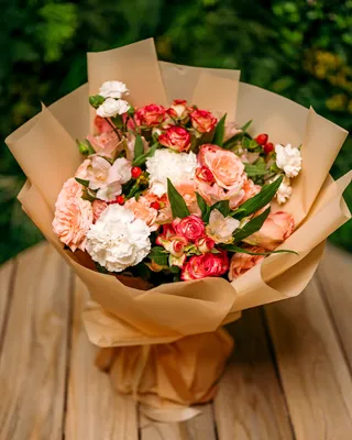 باقة مناسبات زهور الروايات التسليم في دبي