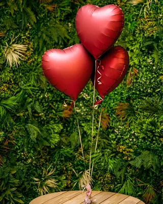 Воздушные шары с сердечками
