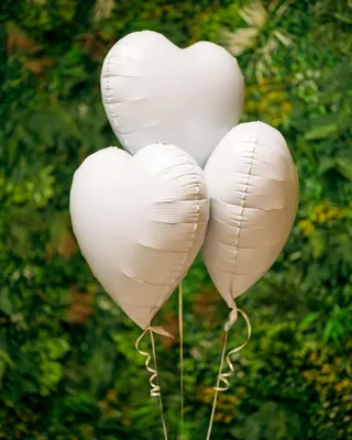 Balloons White hearts delivery in Dubai
