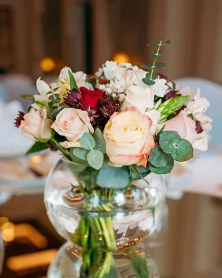 Table centerpiece Shadows delivery in Dubai