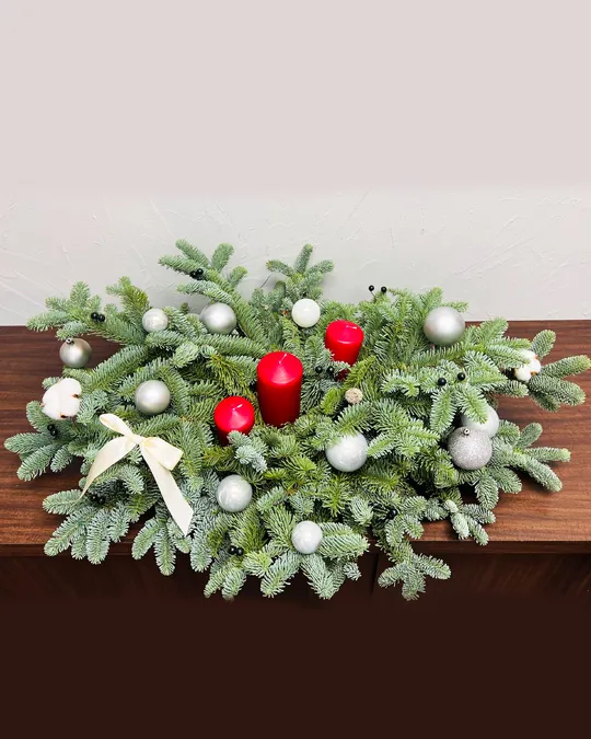 Table Christmas centerpiece Silver shadows