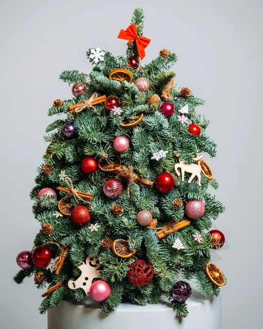 Christmas tree Bright lights (size M)