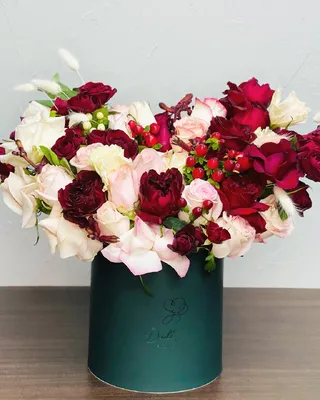 Box arrangement Sonata delivery in Dubai