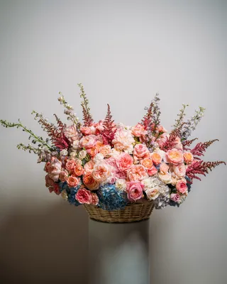 Basket arrangement Blossom Paradise delivery in Dubai