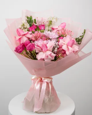 Occasional flowers Garden of love delivery in Dubai