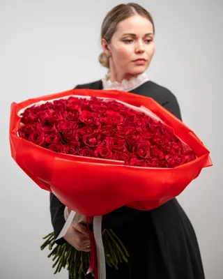 100 red roses bouquet Rose Magic