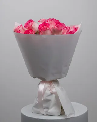Rose bouquet Amore delivery in Dubai