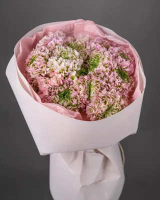 Монобукет Whimsical Ranunculuses