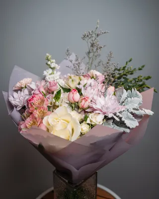 Signature bouquet Midsummer dream delivery in Dubai