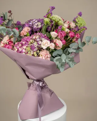 Signature bouquet Springtime Spectacle