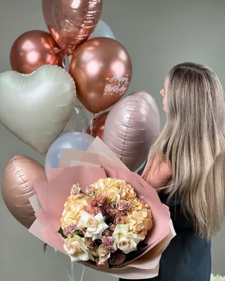 Birthday gift set Bloom and Balloon Ensemble delivery in Dubai