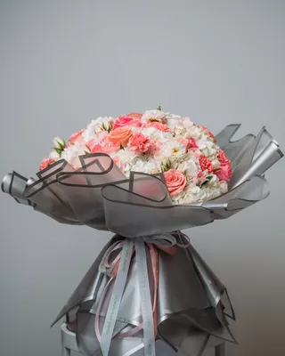 Signature bouquet Serenade of Blooms