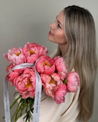 Peony monobouquet Coral Sunset