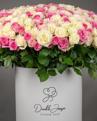 Rose Box arrangement Garden Candy